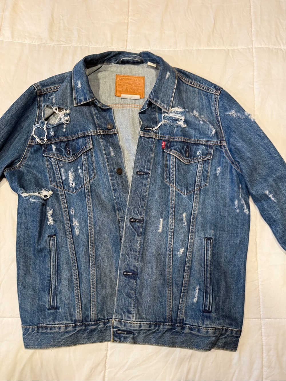 Levi's Men's Distressed Blue Denim Trucker Jacket